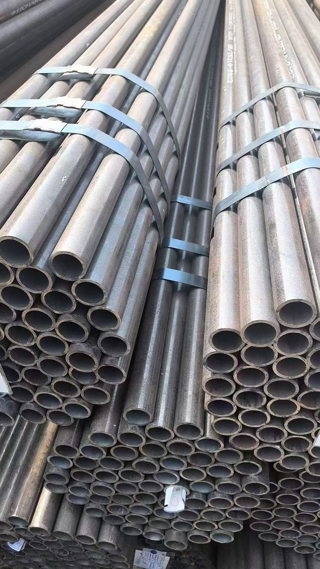 低溫再熱器管 Φ57×4.5mm,材質(zhì)：12Cr1MoVG。含材質(zhì)證明、出廠合格證，水壓試驗、通球報告等資料